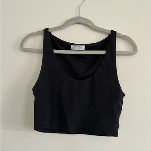 Babaton Scoop Neck Contour Cropped Tank
